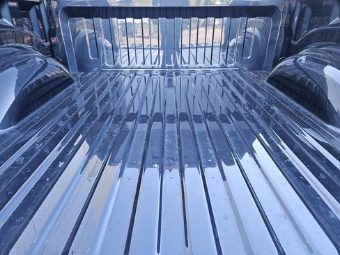 New 2026 RAM 1500 4x4 Crew Cab image 30