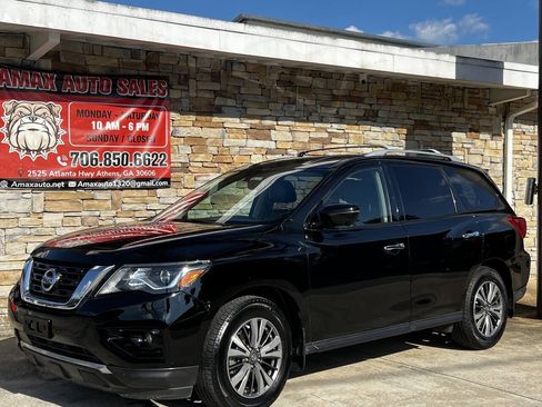 Used 2017 Nissan Pathfinder SL FWD image 2