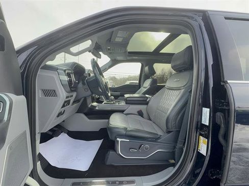 Used 2022 Ford F150 Limited image 24