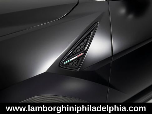 Used 2022 Lamborghini Urus AWD/4WD image 44