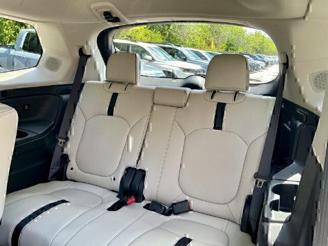 New 2026 Honda Pilot Touring image 12
