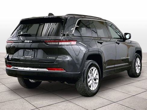 Used 2025 Jeep Grand Cherokee Laredo X w/ Luxury Tech Group I AWD/4WD image 11