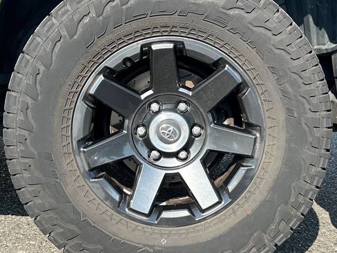 Certified 2021 Toyota 4Runner Trail Special Edition AWD/4WD image 27