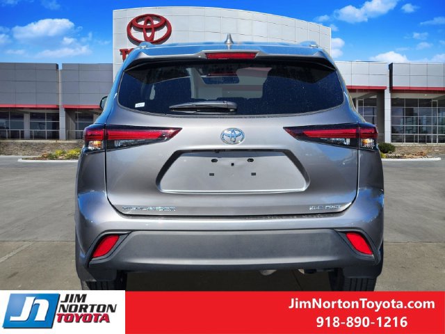 Used 2026 Toyota Highlander XLE AWD/4WD image 6