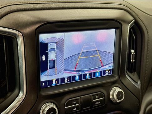 Used 2023 GMC Sierra 3500 AT4 w/ AT4 Premium Plus Package AWD/4WD image 16