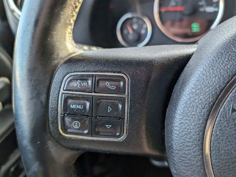 Used 2016 Jeep Wrangler Unlimited Sahara w/ Dual Top Group image 15