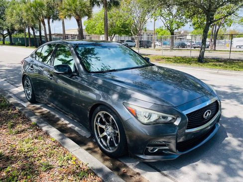 Used 2015 INFINITI Q50 Premium w/ Deluxe Touring Package RWD image 7