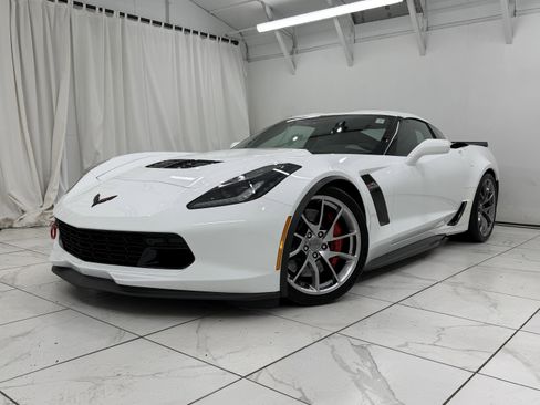 Used 2019 Chevrolet Corvette Z06 image 7