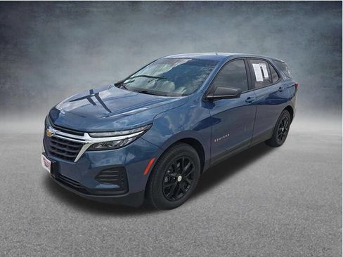 Used 2024 Chevrolet Equinox LS w/ LS Convenience Package FWD image 6