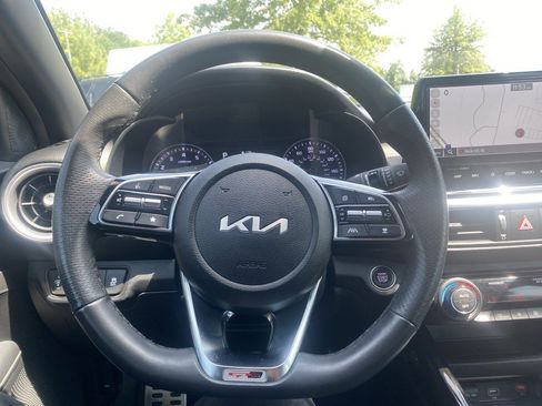 Used 2024 Kia Forte GT-Line w/ GT-Line Premium Package FWD image 19