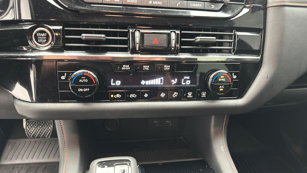 Used 2024 Nissan Pathfinder Rock Creek AWD/4WD image 18