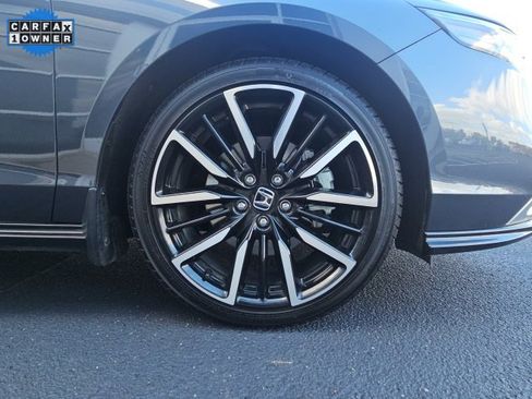 Certified 2025 Honda Accord Touring image 9