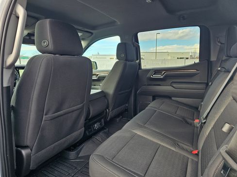 Used 2024 GMC Sierra 1500 Elevation w/ LPO, Elevation Black Package image 43