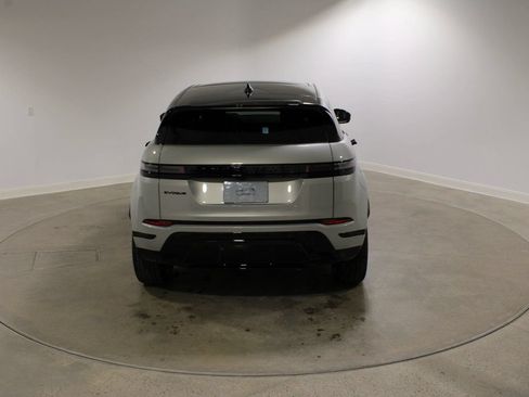 Used 2026 Land Rover Range Rover Evoque Dynamic SE AWD/4WD image 4