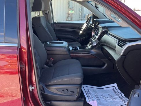 Used 2018 GMC Yukon SLE w/ HD Trailering Package image 9