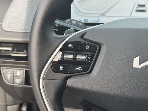 Used 2023 Kia EV6 Wind w/ Wind Technology Package RWD image 27