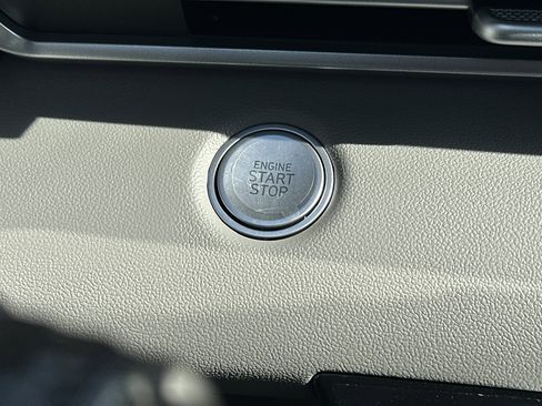 New 2026 Hyundai Elantra Sport FWD image 23