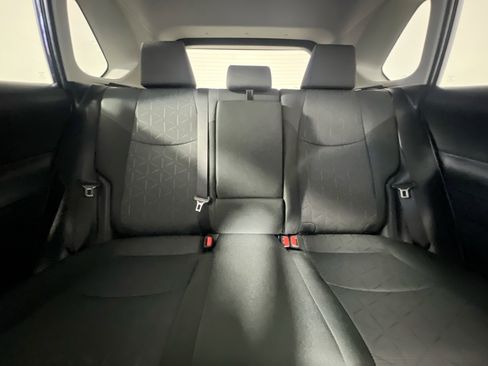 Used 2025 Toyota RAV4 XLE image 33