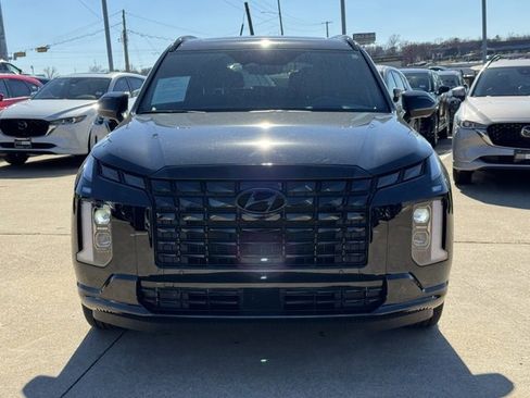 Used 2025 Hyundai Palisade Calligraphy image 2