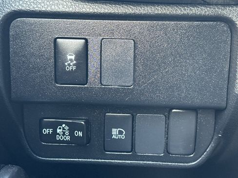 Used 2023 Toyota Tacoma SR5 image 41