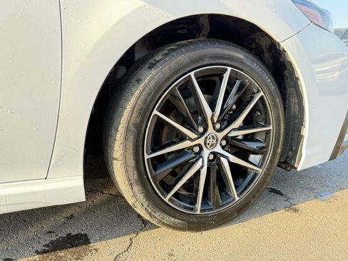 Used 2024 Toyota Camry SE FWD image 29