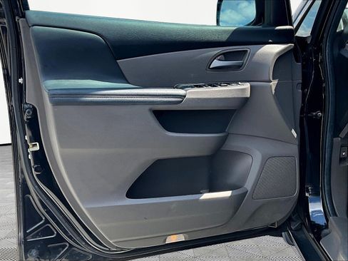 Used 2012 Honda Odyssey EX-L image 20
