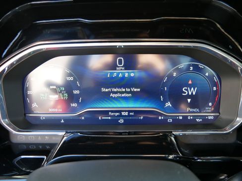 Used 2025 Chevrolet Silverado 3500 LTZ w/ LTZ Plus Package image 21