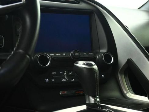 Used 2015 Chevrolet Corvette Z06 w/ 3LZ Preferred Equipment Group RWD image 42