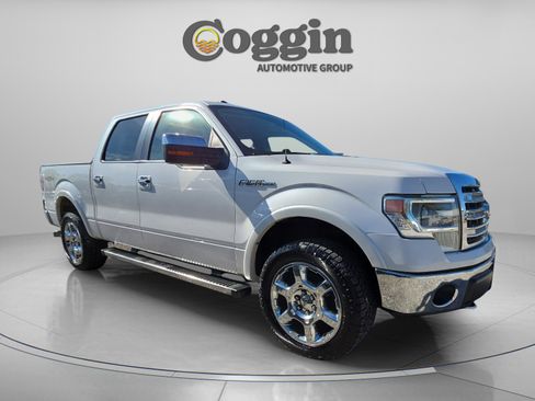 Used 2014 Ford F150 Lariat w/ Equipment Group 502A Luxury image 12