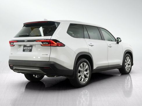 Used 2026 Toyota Grand Highlander AWD image 5