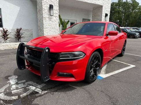 Used 2015 Dodge Charger R/T w/ Plus Group RWD image 10