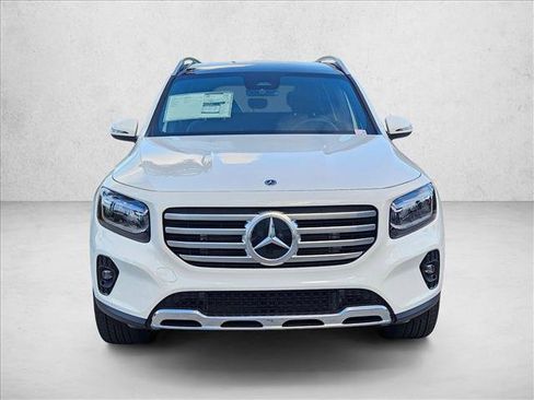 New 2026 Mercedes-Benz GLB 250 image 6