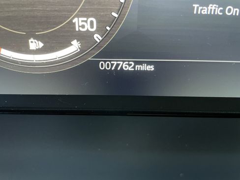 Certified 2024 Land Rover Defender 110 S image 25