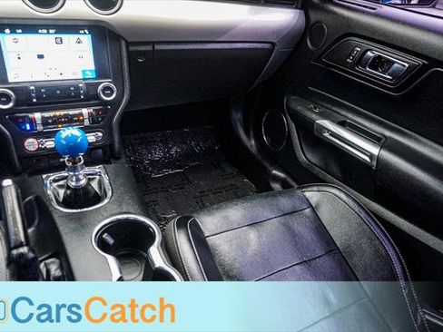 Used 2017 Ford Mustang GT Premium RWD image 26