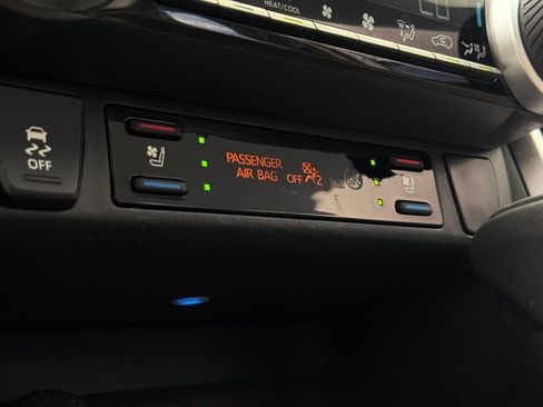 Certified 2021 Toyota RAV4 Limited AWD/4WD image 15