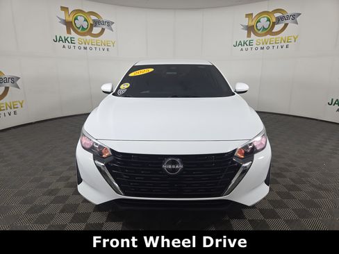 Used 2025 Nissan Sentra SV w/ All-Weather Package image 2