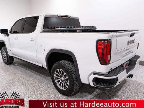 Used 2023 GMC Sierra 1500 AT4 image 3