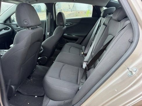 Used 2024 Chevrolet Malibu LT FWD image 7