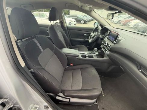 Used 2021 Nissan Sentra SV FWD image 16