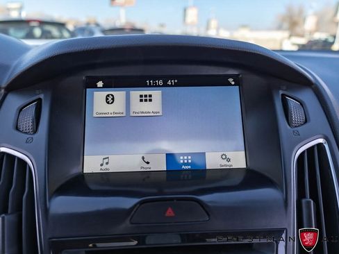 Used 2018 Ford Focus Titanium image 30