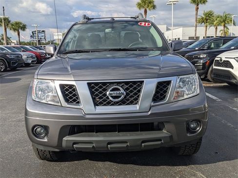 Used 2021 Nissan Frontier PRO-4X w/ Pro-4x Utility Package image 7