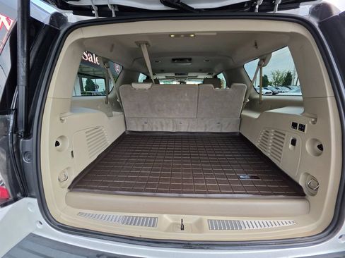 Used 2017 GMC Yukon XL Denali w/ Open Road Package AWD/4WD image 37