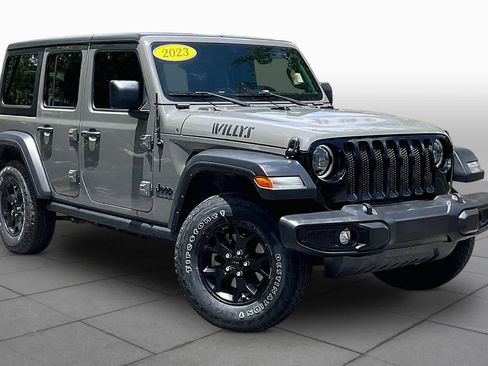 Used 2023 Jeep Wrangler Unlimited Sport AWD/4WD image 3