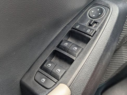 Certified 2021 Kia Seltos EX image 49