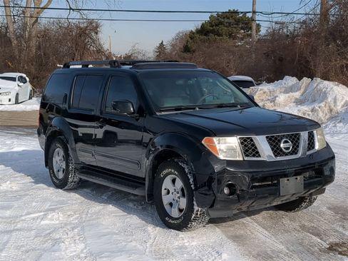 Used 2007 Nissan Pathfinder SE w/ SE Premium Pkg image 16