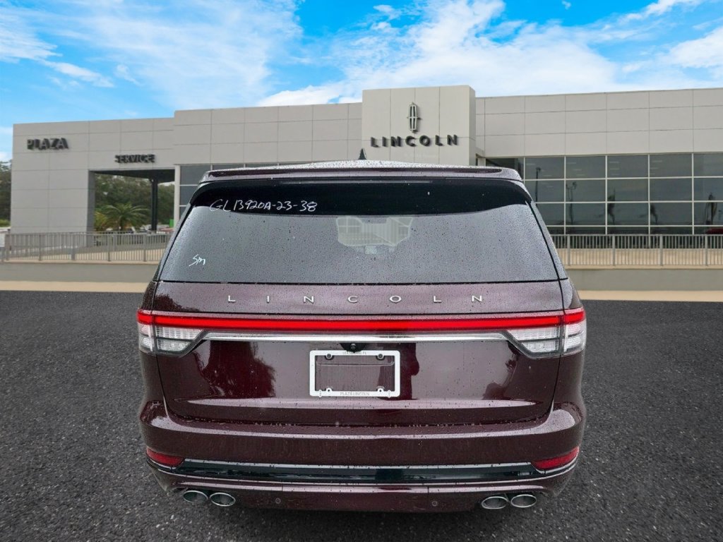 Used 2023 Lincoln Aviator Reserve w/ Equipment Group 201A RWD image 4