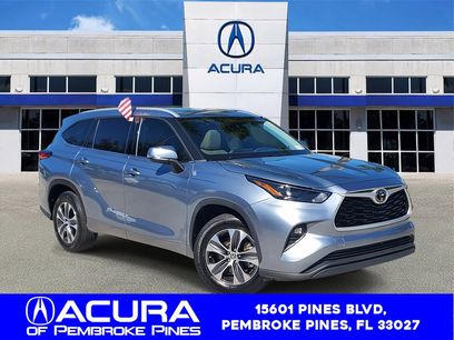 Used 2022 Toyota Highlander XLE