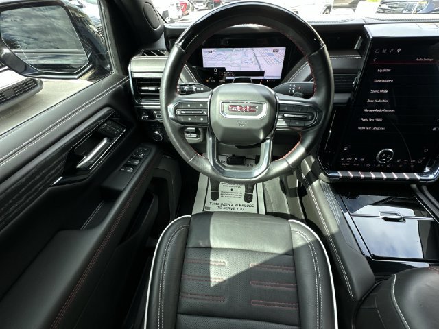 Certified 2025 GMC Yukon XL AT4 Ultimate AWD/4WD image 22