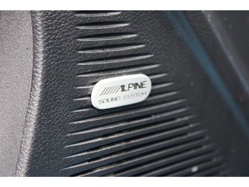 Used 2015 Dodge Challenger SXT Plus image 15