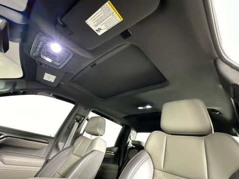 Used 2024 Chevrolet Silverado 1500 ZR2 w/ Technology Package image 19